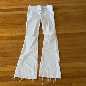 White frayed hem wide leg skinny jeans